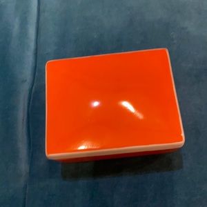 Porcelain box
